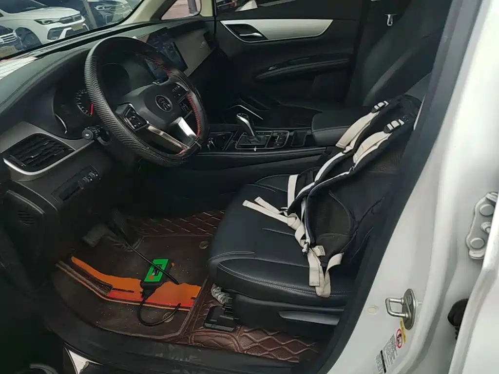 BYD MAX — миниатюра 15