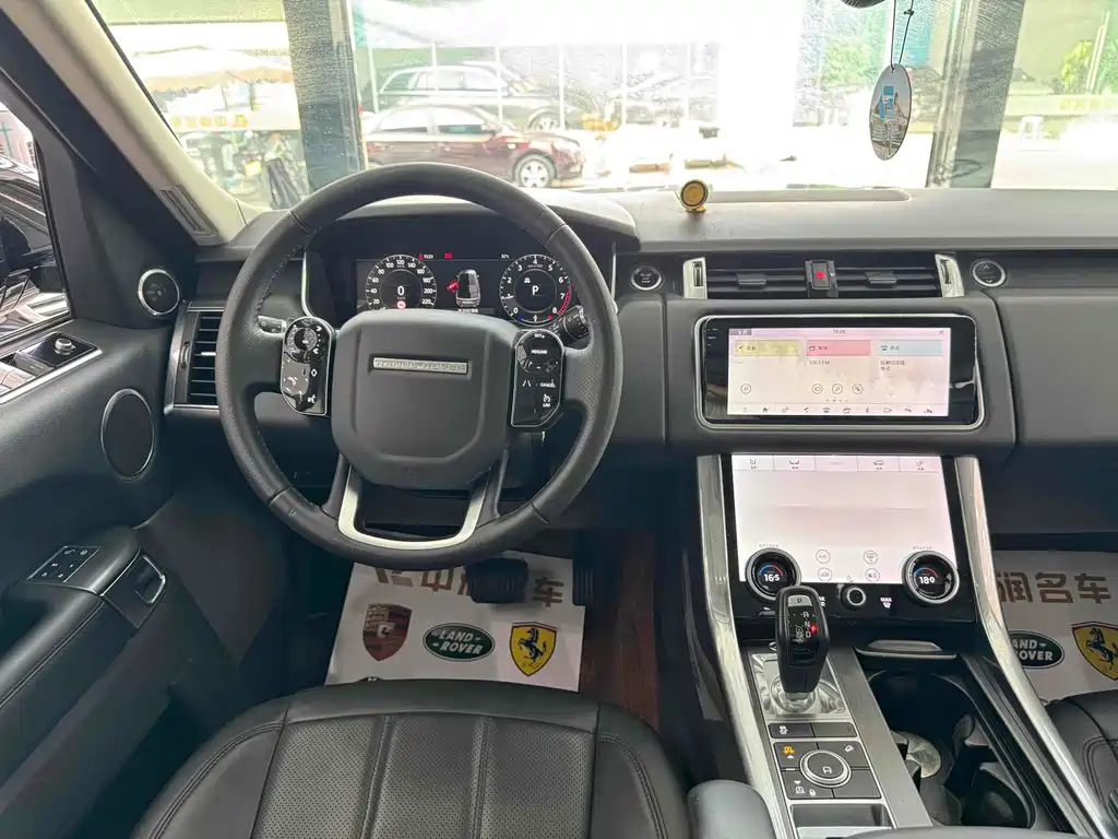 Land Rover Range Rover Sport 2020 3.0 L6 SE