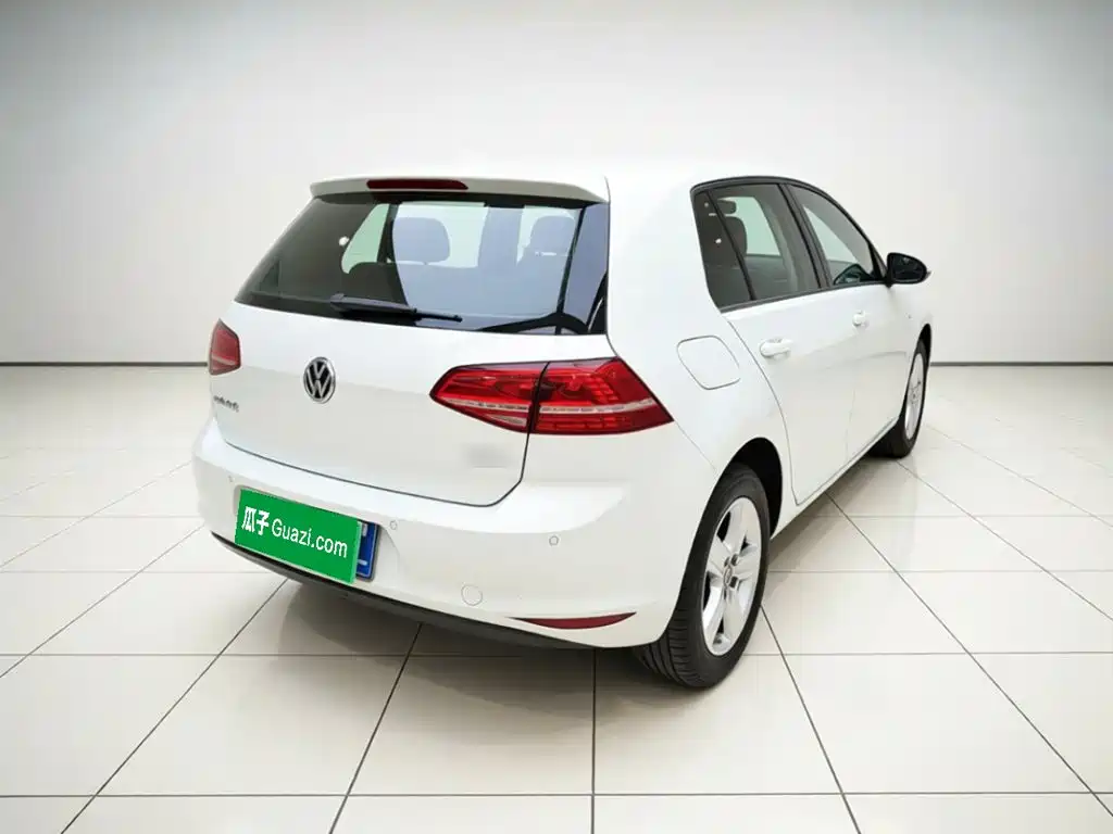 Volkswagen Golf — миниатюра 6