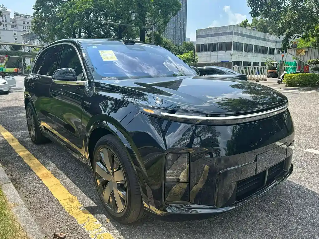 Li Auto Li L8