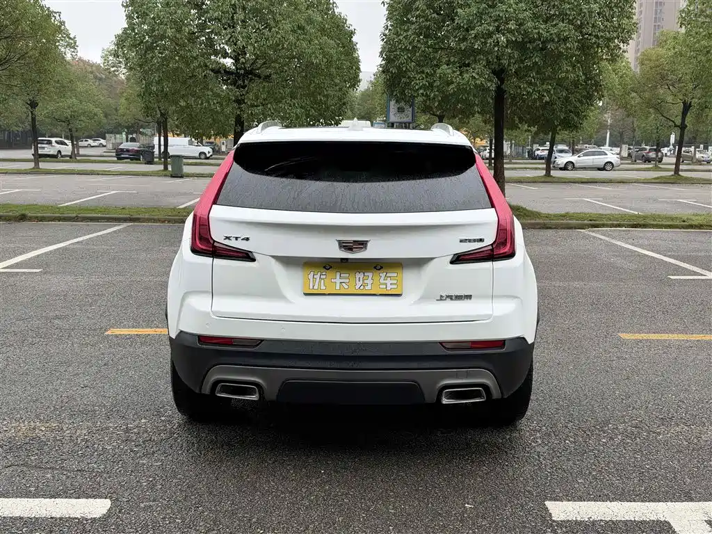 Cadillac XT4 — миниатюра 6