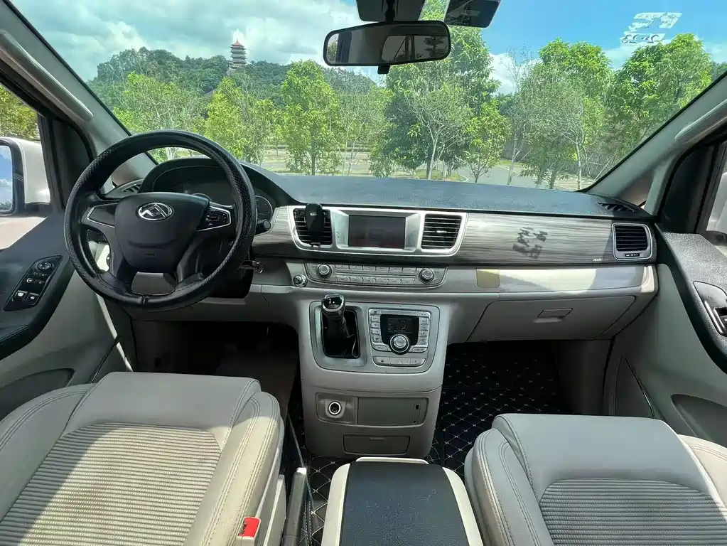 SAIC MAXUS CHASE G10