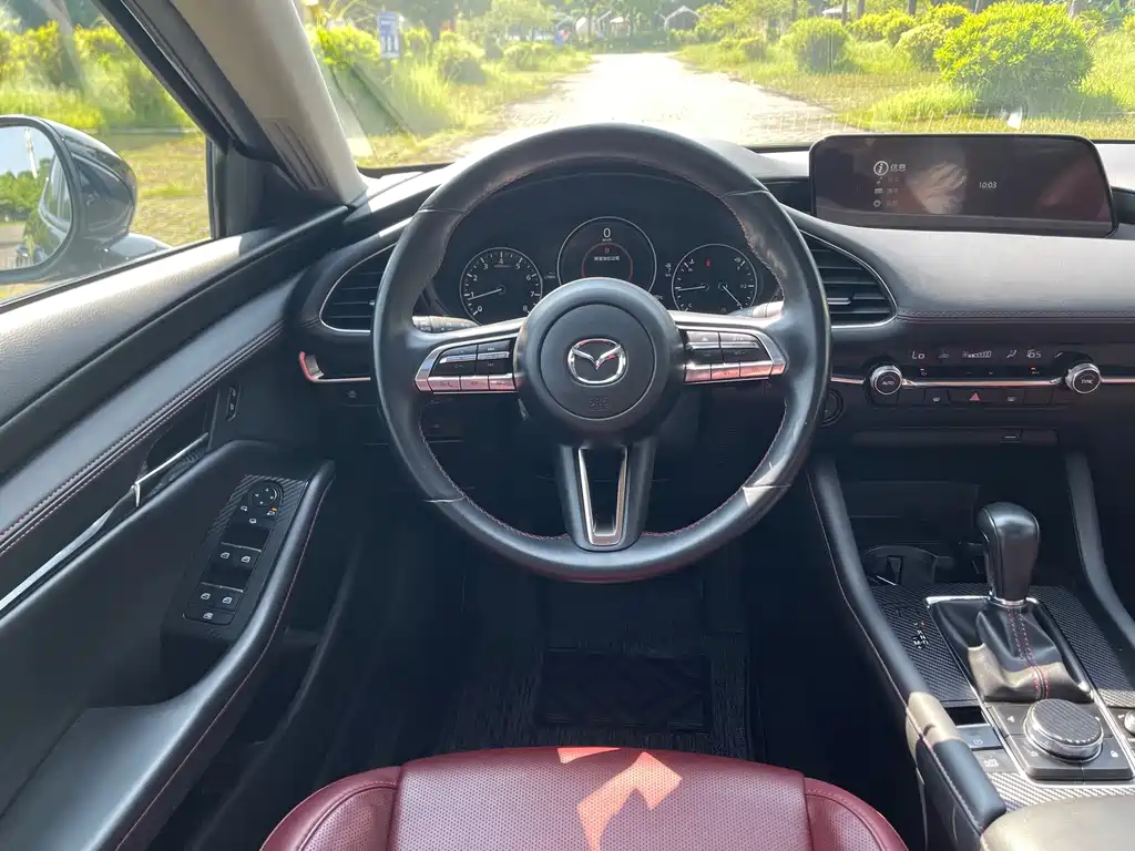 Mazda 3 Axela — миниатюра 16