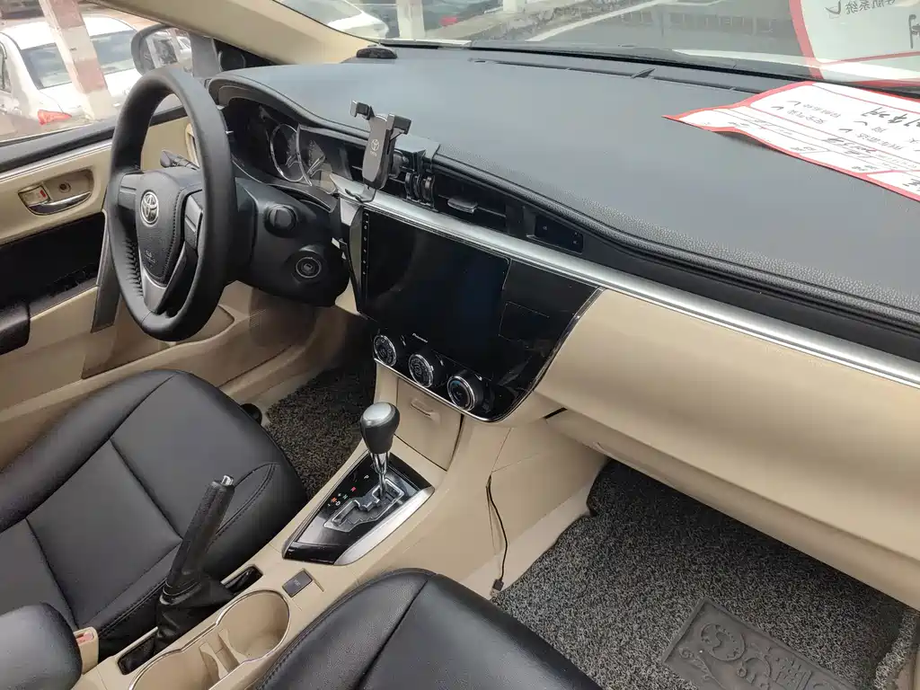 Toyota Corolla — миниатюра 11