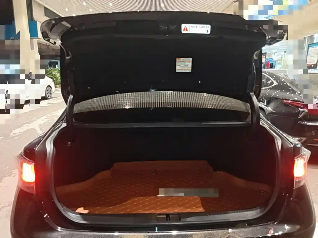 Lexus GS — миниатюра 19