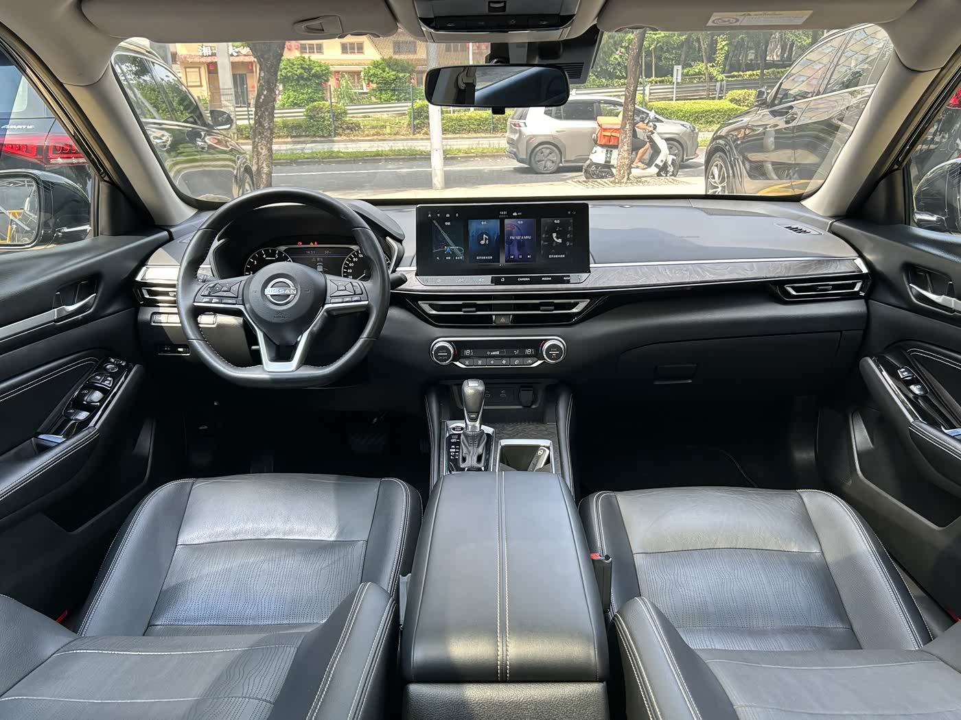 Nissan Teana 2.0 л 2023 г. Чёрный, пробег 49000 км