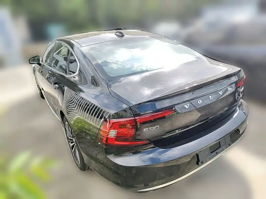 Volvo S90 — миниатюра 7