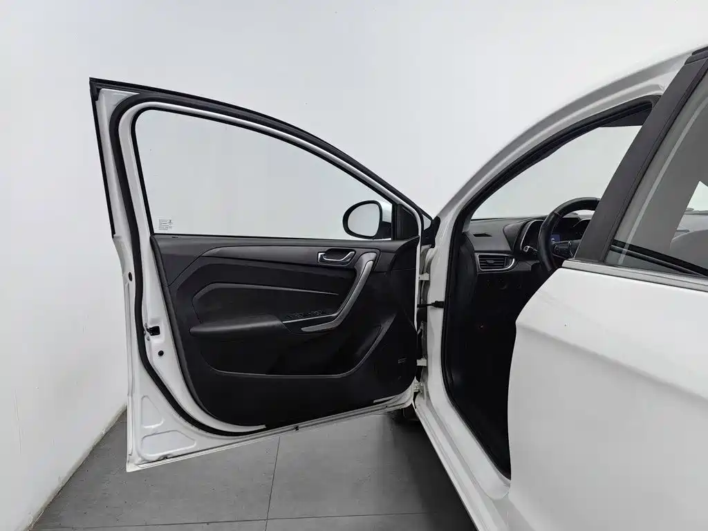 Chery Arrizo 5 — миниатюра 8