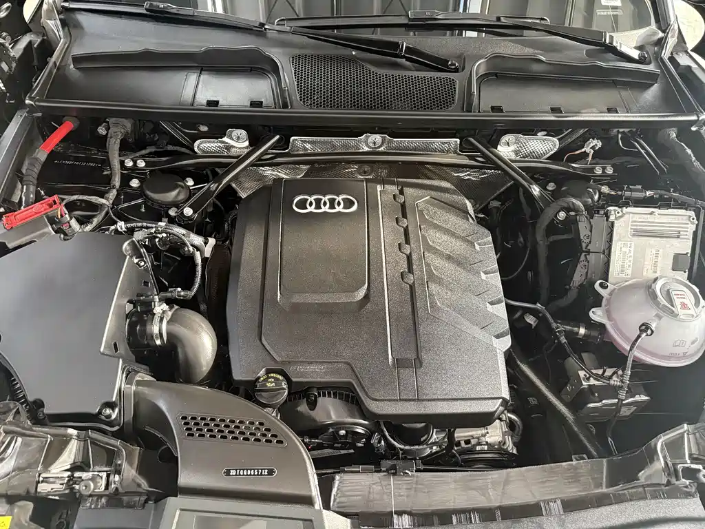 Audi Q5L — миниатюра 8