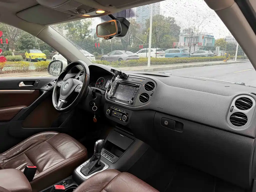 Volkswagen Tiguan — миниатюра 14