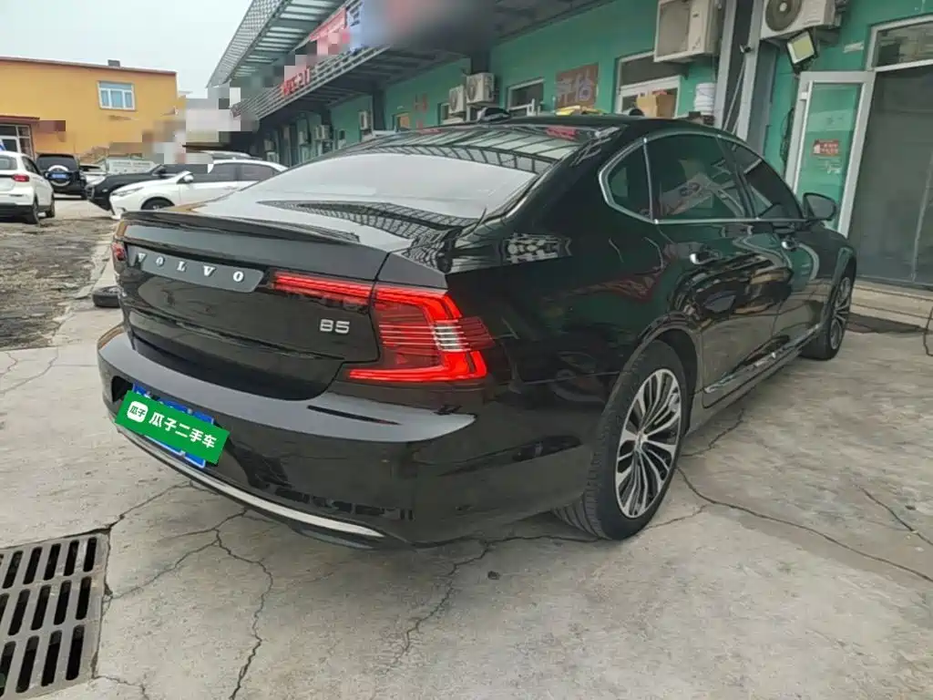 Volvo S90 — миниатюра 7