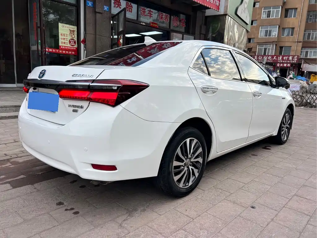 Toyota Corolla — миниатюра 4