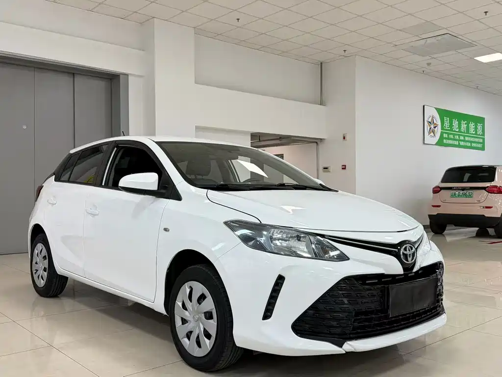 Toyota Vios FS — миниатюра 2