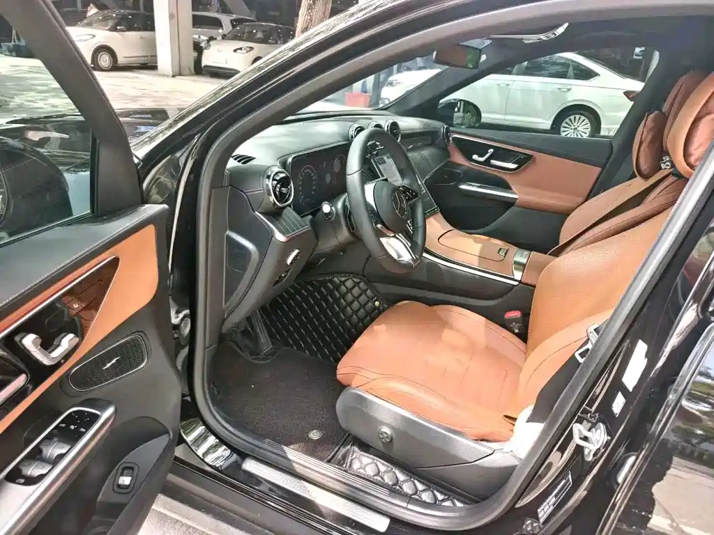 Mercedes-Benz GLC — миниатюра 4
