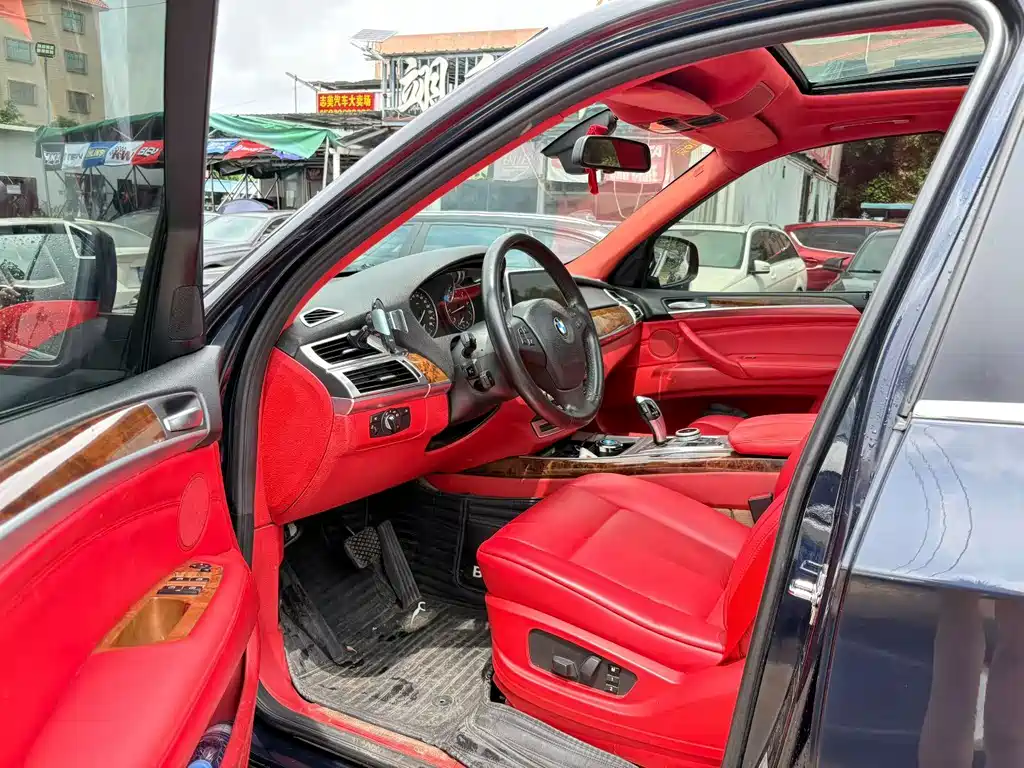 BMW X5 (Import) — миниатюра 6