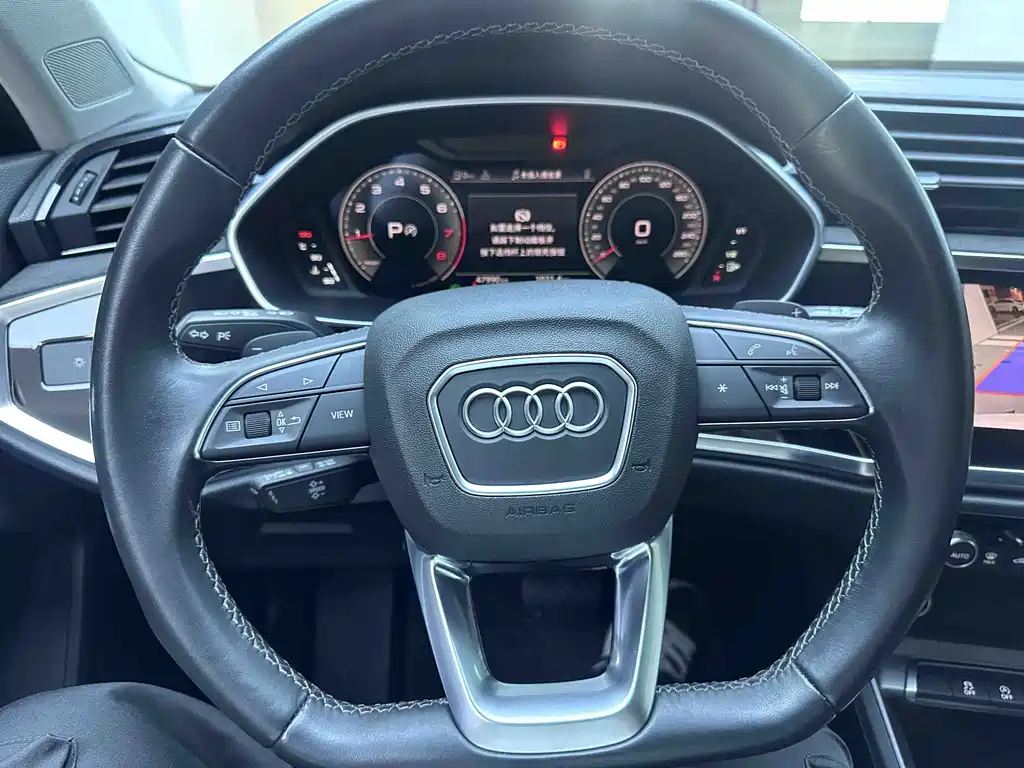 Audi Q3 — миниатюра 12