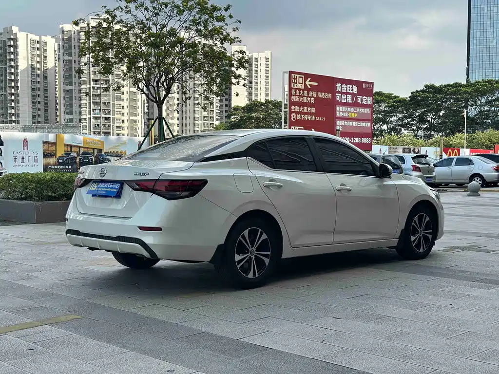 Nissan Sylphy — миниатюра 3