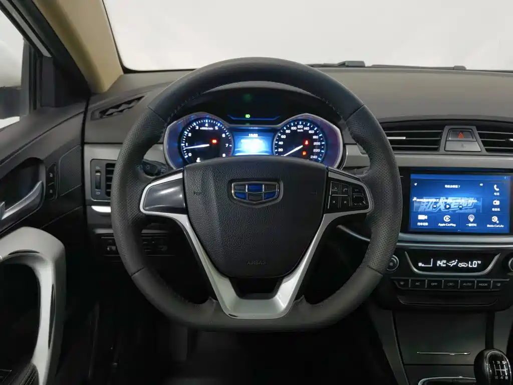 Geely Emgrand — миниатюра 11