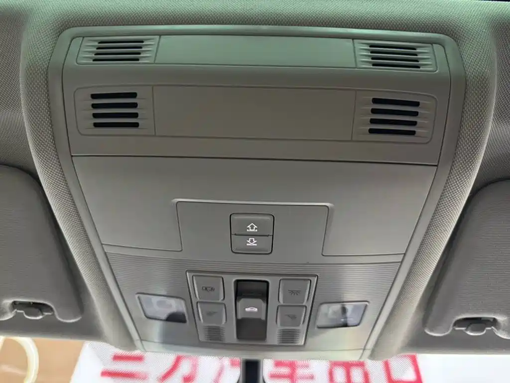 Volkswagen T-Cross — миниатюра 15