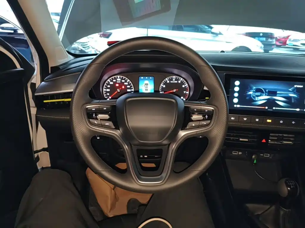 Roewe i5 — миниатюра 11