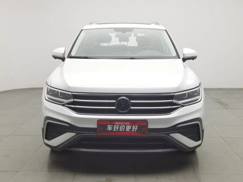 Volkswagen Tiguan L — миниатюра 3