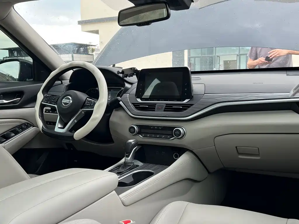 Nissan Teana — миниатюра 6
