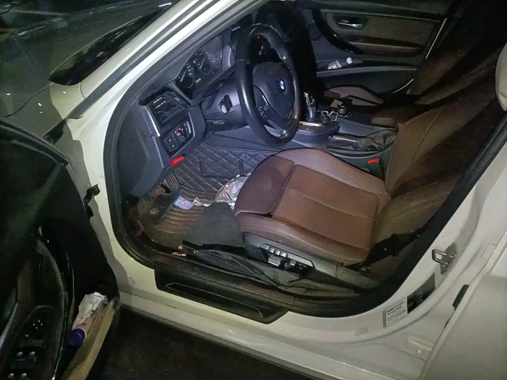 BMW 3 Series — миниатюра 16