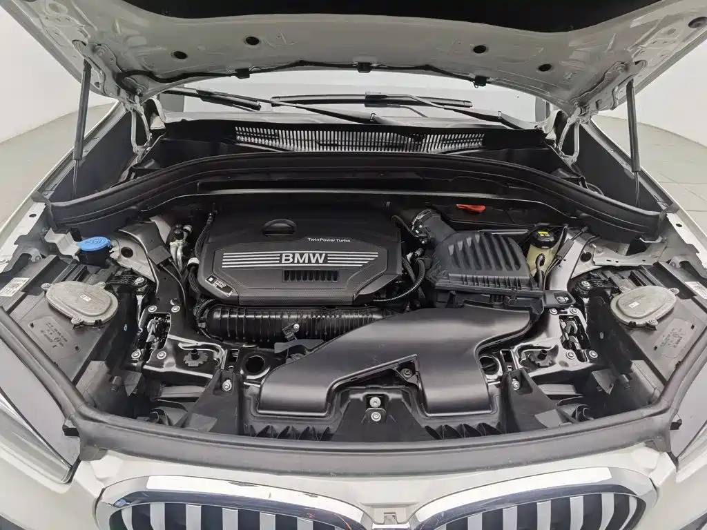 BMW X1 — миниатюра 6