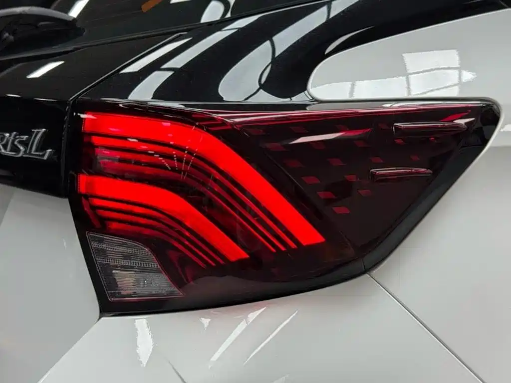 Toyota Yaris L — миниатюра 20