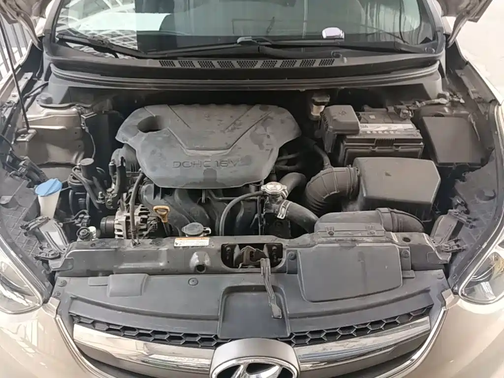 Hyundai Elantra Langdong — миниатюра 20