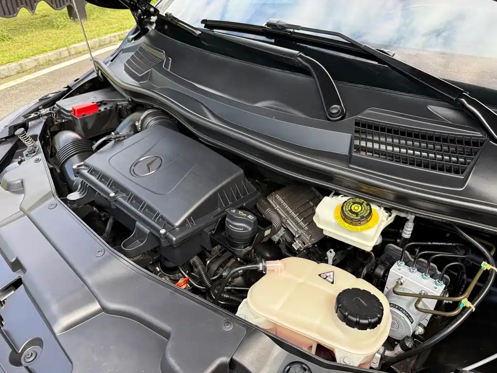 Mercedes-Benz Vito — миниатюра 24