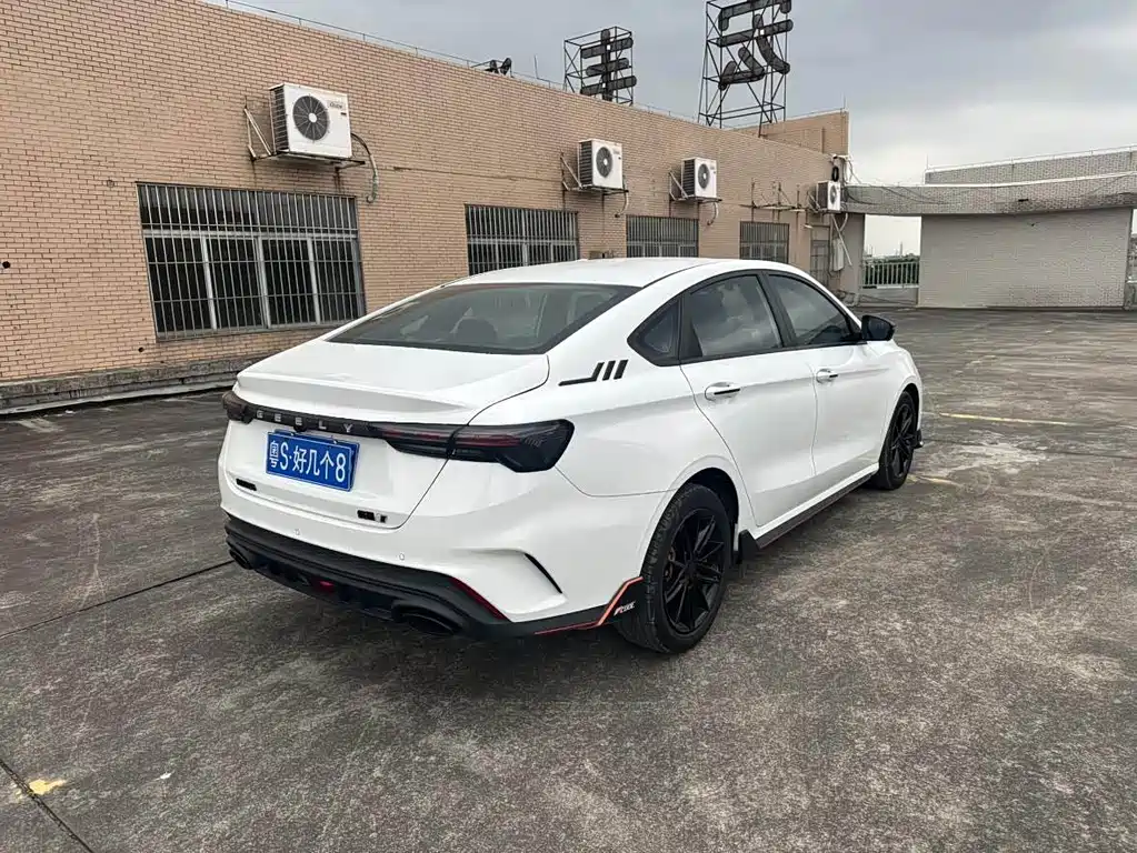 Geely Binrui — миниатюра 9