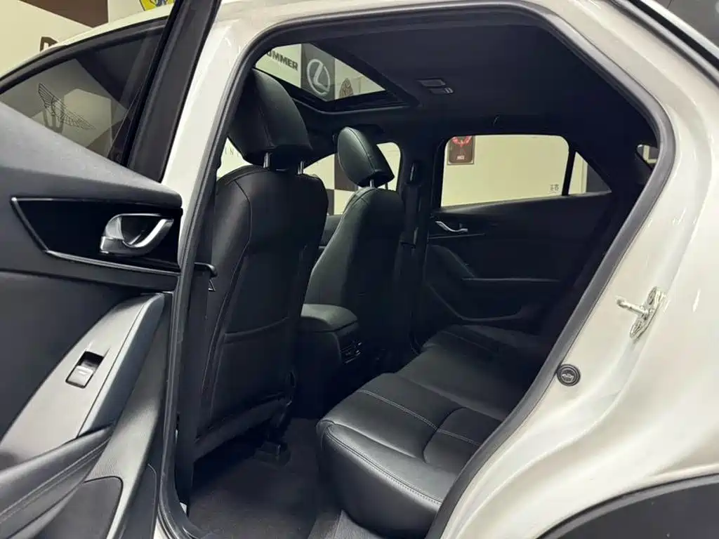 Mazda CX-4 — миниатюра 8