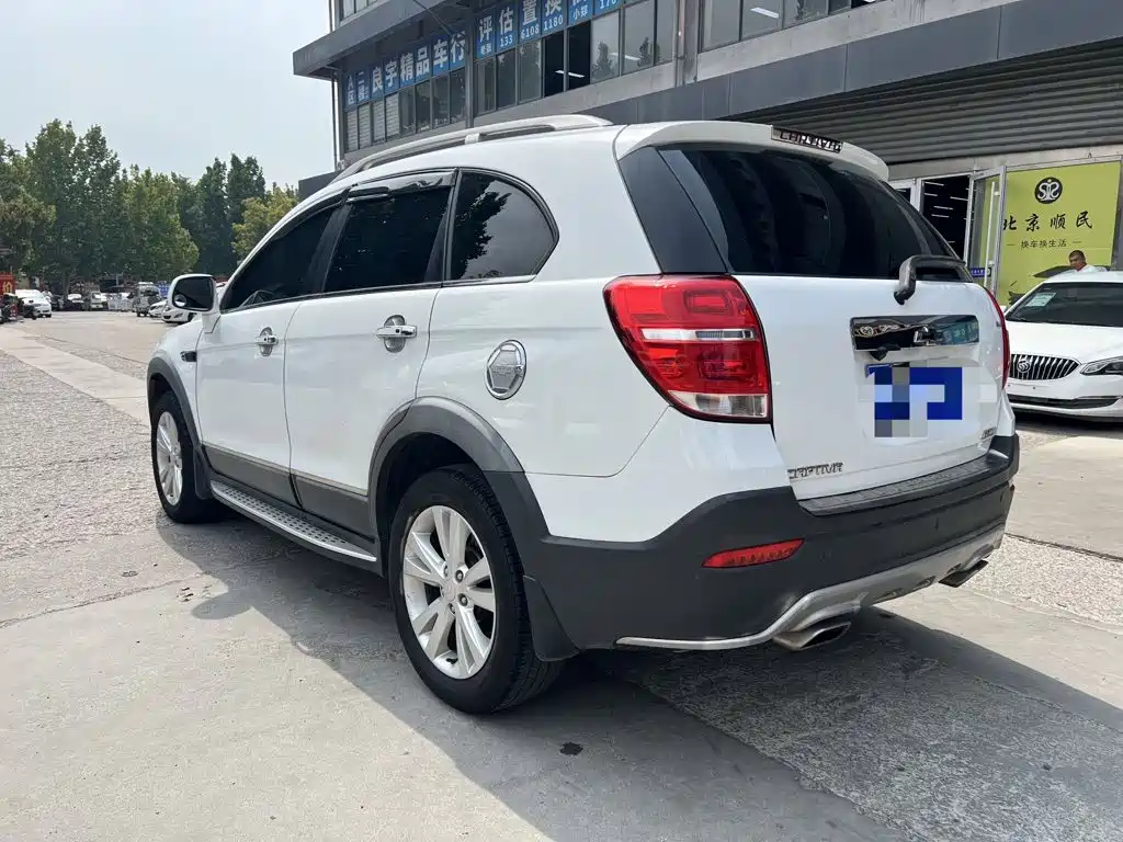 Chevrolet Captiva — миниатюра 6
