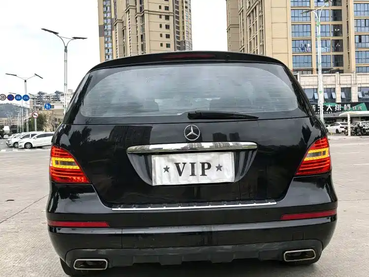 Mercedes-Benz R 2011 R 300 L