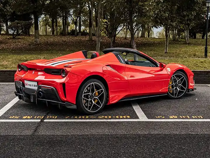 Ferrari 488 — миниатюра 7