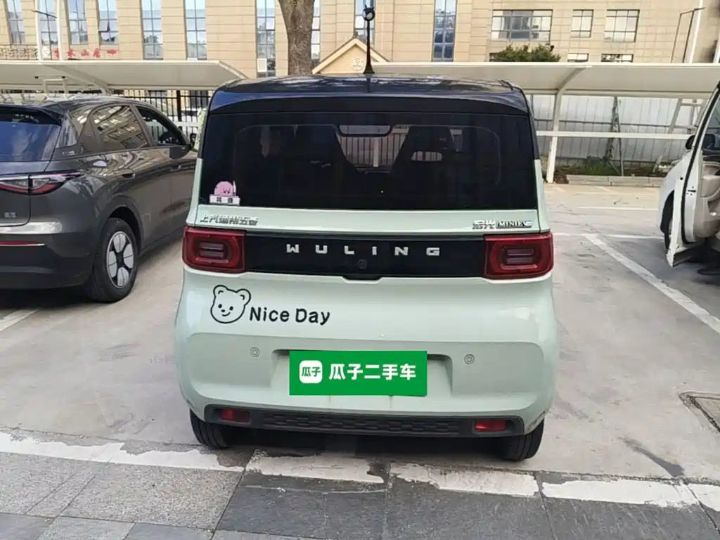 Wuling MINIEV — миниатюра 6