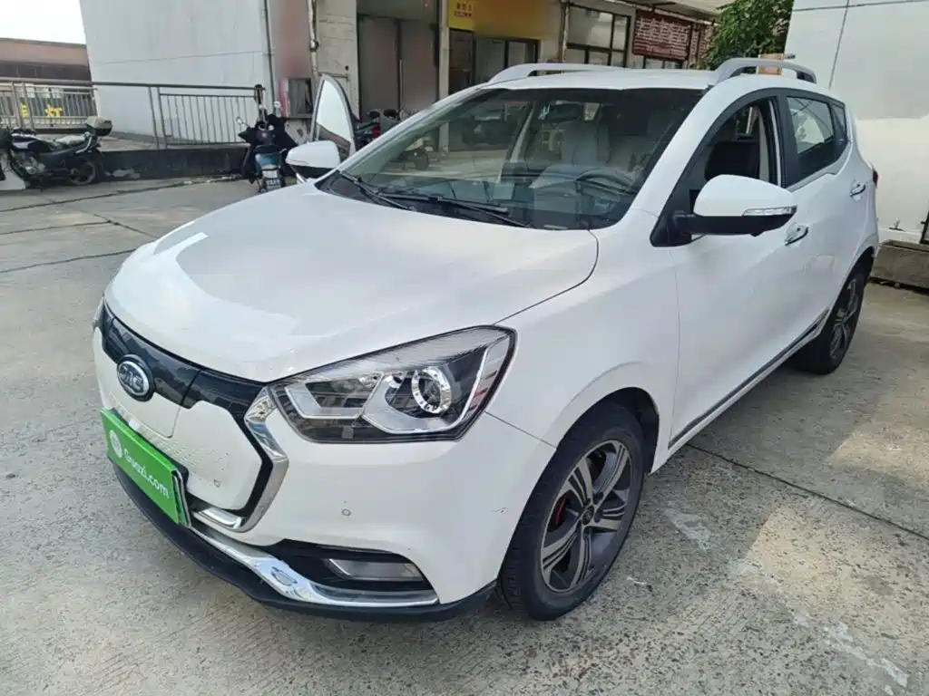 JAC JAC iEV7S — миниатюра 2