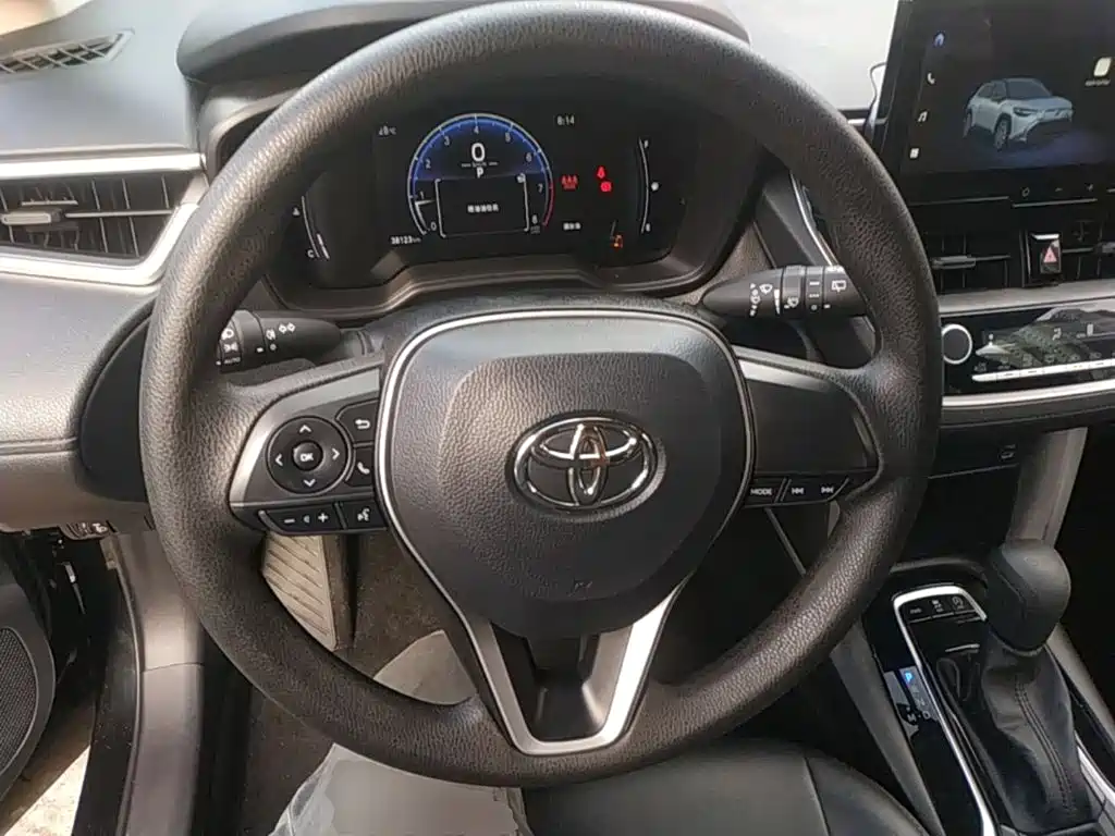 Toyota Frontlander — миниатюра 11