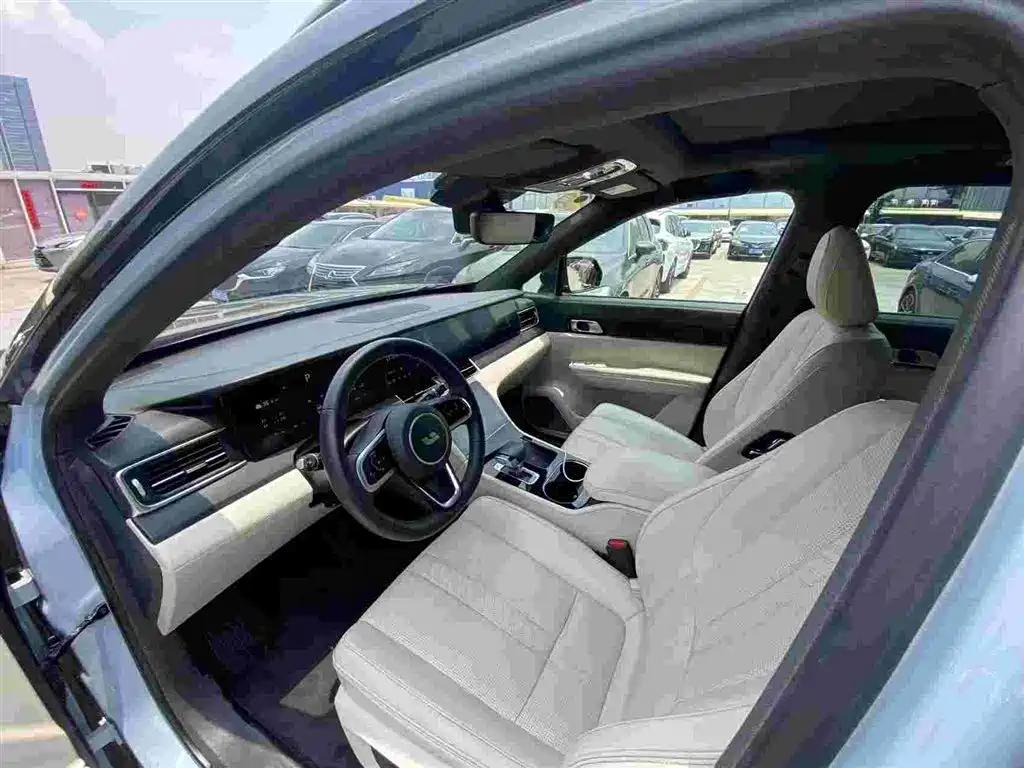 Li Auto ONE 2020 6 мест