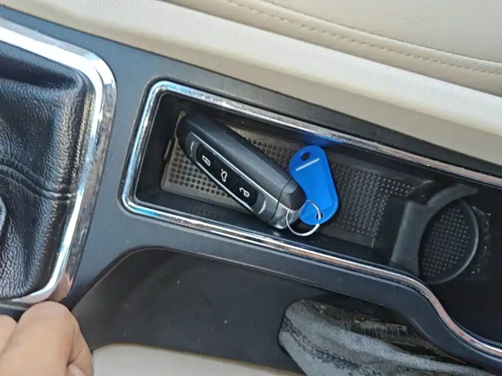 Geely Emgrand — миниатюра 9