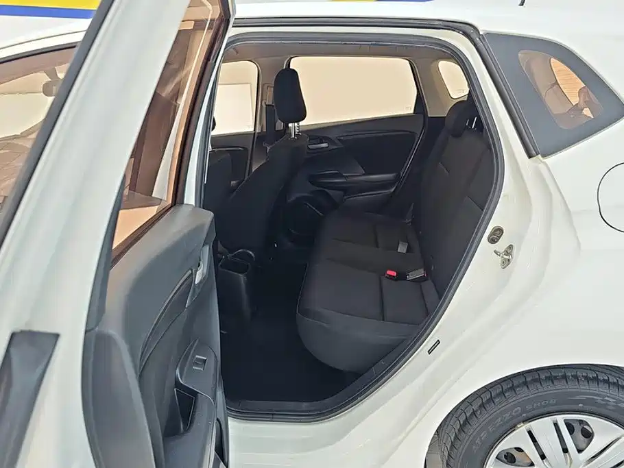 Honda Fit — миниатюра 11