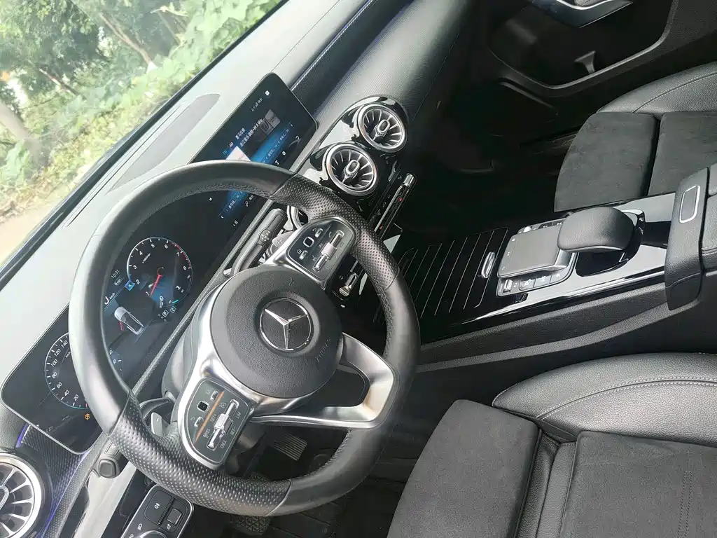 Mercedes-Benz A-Class — миниатюра 6