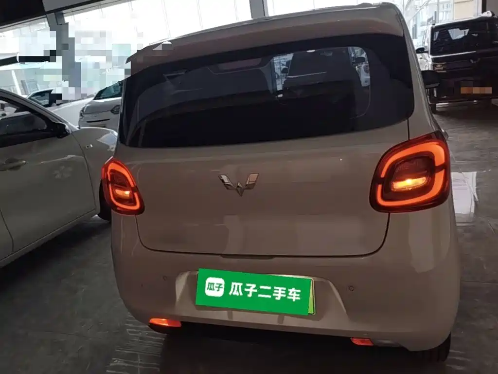 Wuling MINIEV — миниатюра 6