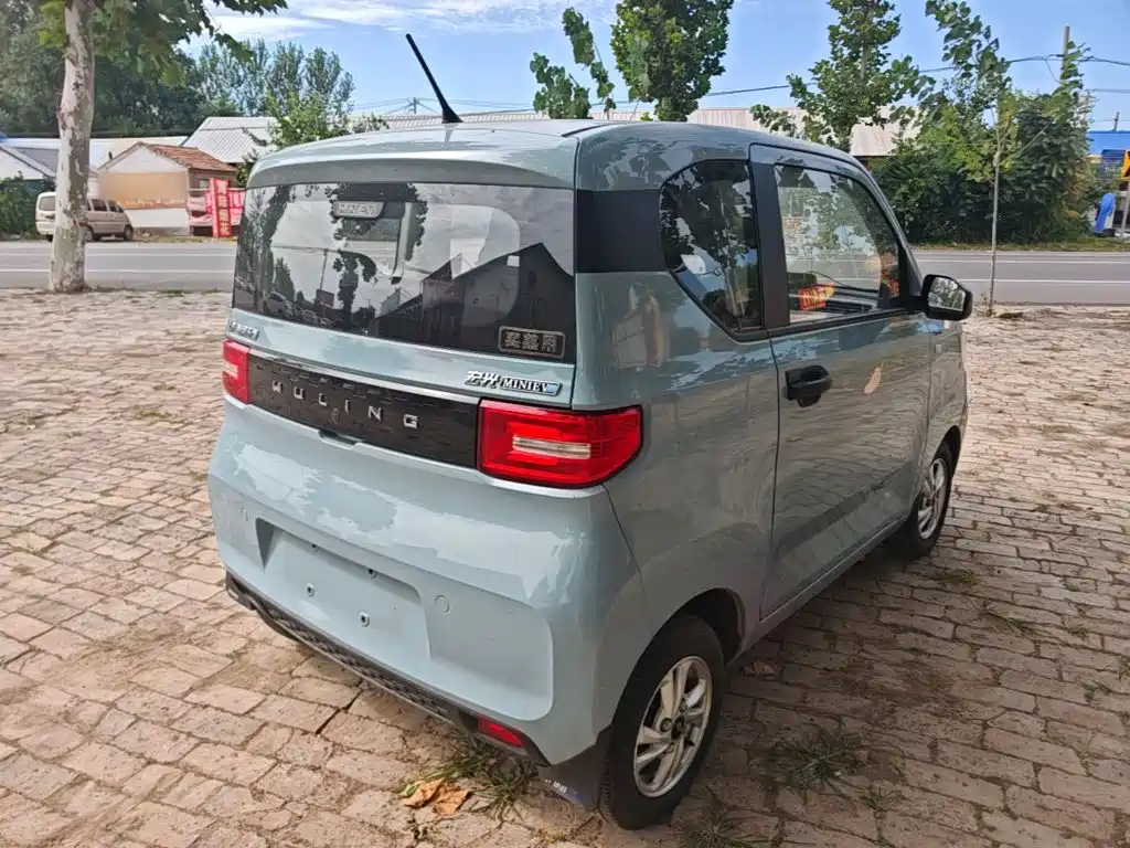 Wuling MINIEV — миниатюра 7