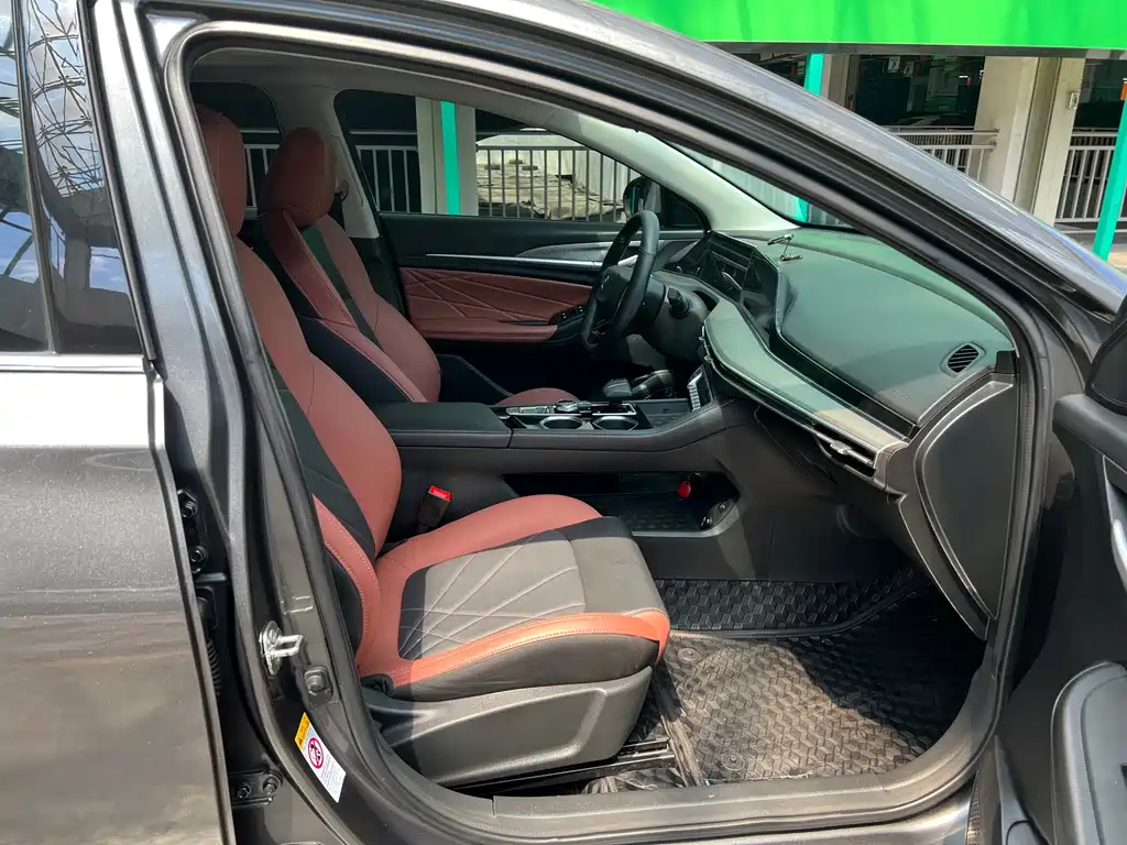 Changan Eado — миниатюра 6