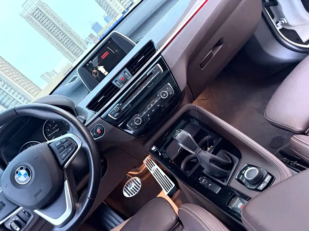 BMW X1 — миниатюра 7
