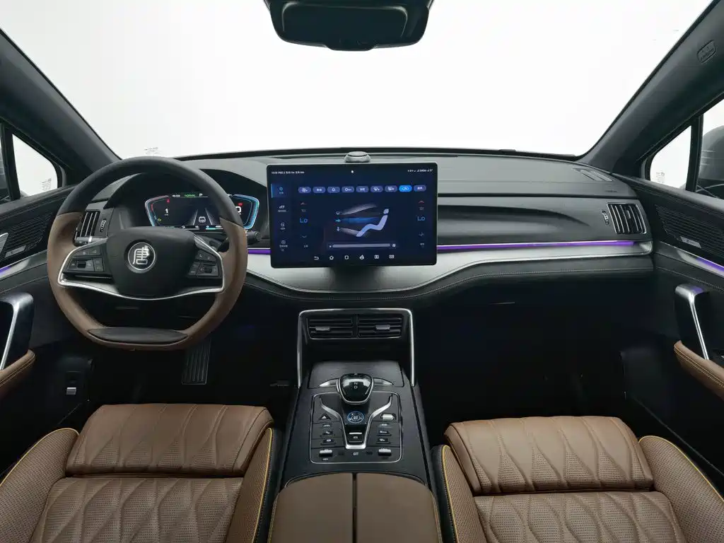 BYD Tang New Energy — миниатюра 5