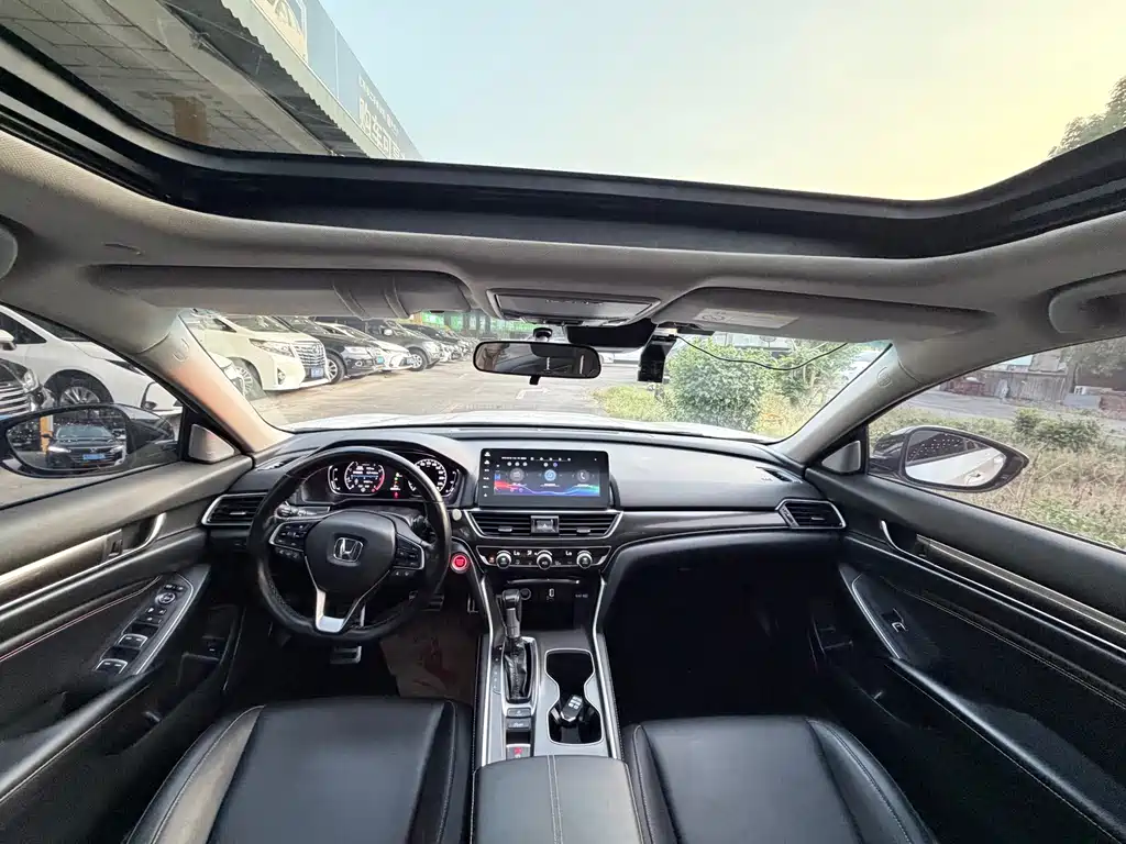 Honda Accord — миниатюра 4