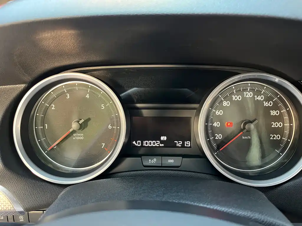 Peugeot 408 — миниатюра 14